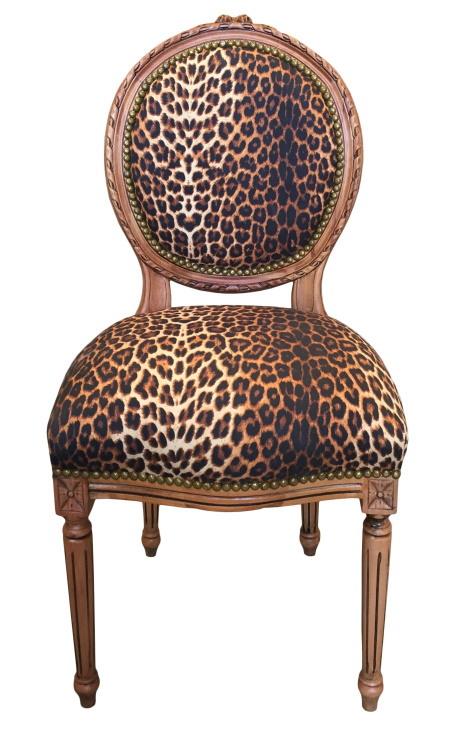 Sedia in stile Luigi XVI tessuto leopardato e legno naturale