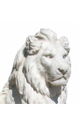 Escultura de um par de grandes leões de pedra