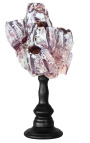 Grand barnacle pe balustre de lemn