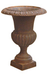 Medici-Vase aus Gusseisen mit rostfarbener Patina