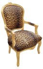 Barokkityylinen nojatuoli Ludvig XV:n tyylistä leopardia ja kultapuuta