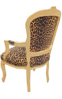 Fauteuil baroque de style Louis XV tissu leopard et bois doré