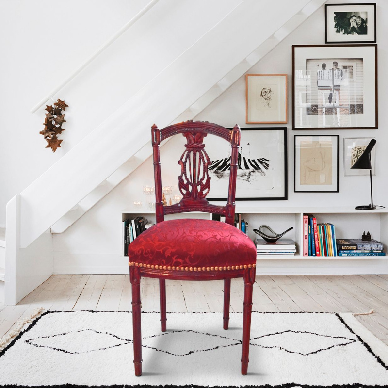 Merisier Bois Rouge : harpe de style Louis XVI avec tissu satin? rouge et bois merisier Merisier Bois Rouge : harpe de style Louis XVI avec tissu satin? rouge et bois merisier