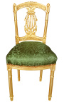 Cadeira harpa com tecido acetinado verde e madeira dourada