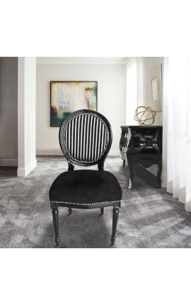 Chaise de style Louis XVI rayée noir et blanc et bois noir