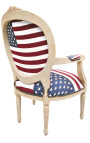 Fotel w stylu barokowym z amerykańską flagą Ludwika XVI i beżowym drewnem