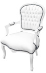 Sillón Louis XV estilo falso piel blanca cuero y madera lacada blanca