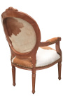 Бароков фотьойл в стил Луи XVI, естествена телешка кожа, кафяво и бяло и необработено дърво