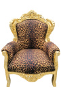 Butaca gran d'estil barroc en teixit lleopard i fusta daurada
