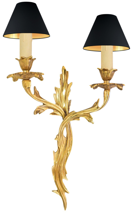 Lampada da parete in bronzo con foglie d'acanto