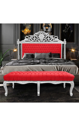 Barokní čelo postele z červeného sametu s kamínky a stříbrným dřevem