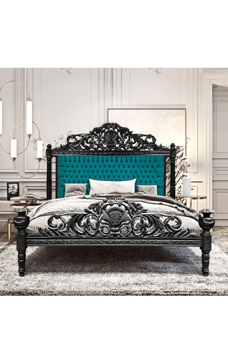 Кровать в стиле барокко из зеленого бархата и черного дерева