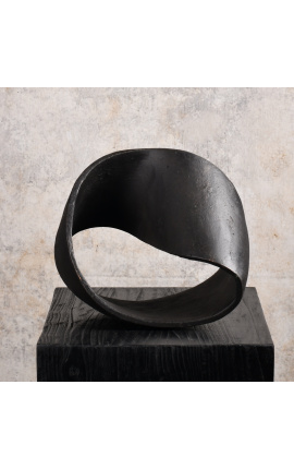 Skulptura črnega Möbiusovega traku - velikost M