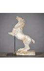 Beige "Het paard" sculptuur op black metal ondersteuning