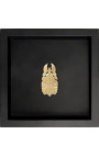 Decoratieve frame op zwarte achtergrond met gouden stick insect "Phyllium Celebicum"