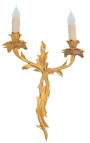 Zidna svjetiljka u brončanim listovima akantusa Luja XV