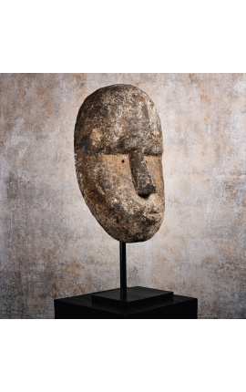 Velika skulptura lesene maske Timor na stojalu