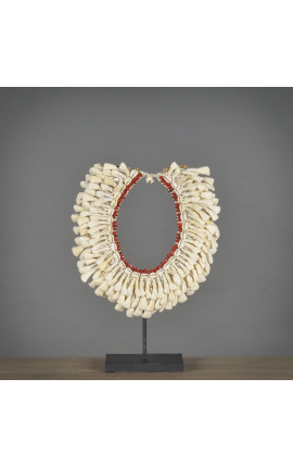 Collier blanc et rouge de Sumba (Indonésie) tissé à la main