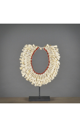Ručne tkaný bielo-červený náhrdelník zo Sumby (Indonézia)