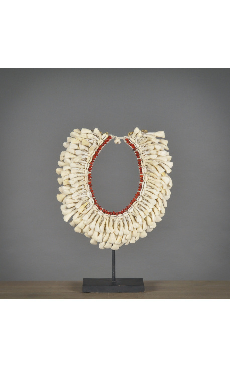 White and red necklace from Sumba (Indonesia) handwoven