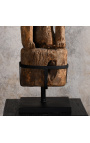 Estatua Leti en madera tallada en una base de metal