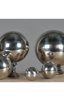 Set composto da 5 sfere in metallo cromato