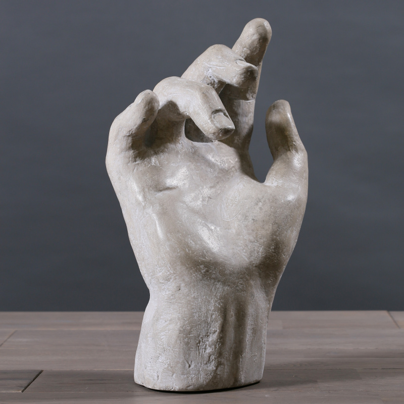 Sculptură în ipsos a unei mâini mari de statuie din secolul al XIX-lea