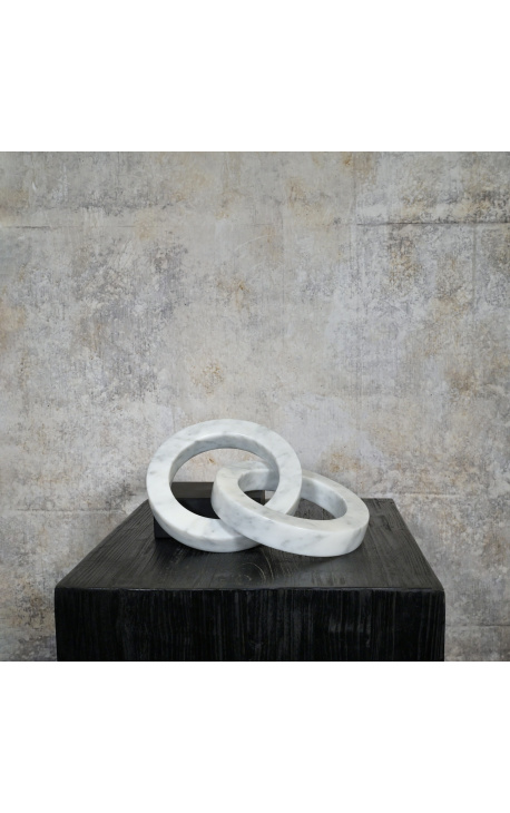 Escultura contemporánea de mármol blanco "Por la vida"