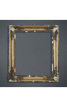 Grande cornice di restauro squallido