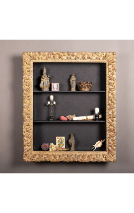 Moldura grande estilo Regency com prateleiras interiores (armário) em dourado patinado