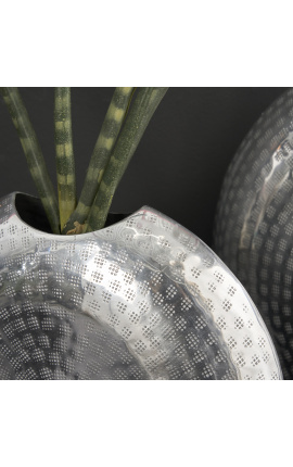 Set of 2 round aluminum hammered vases