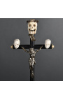 Crucifix (M dimensiune) "Memoria lui Mori" în lemn negru, metal și horn