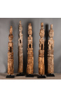 Large column statue Aitos Timor in red wood on metal support