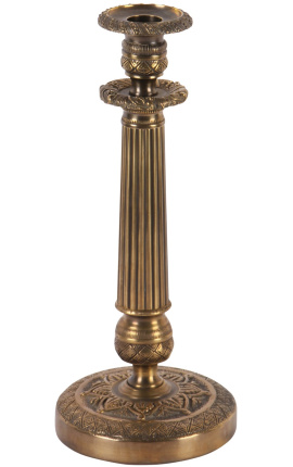 Großer Kerzenständer aus patinierter, vergoldeter Bronze