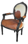 Fauteuil Louis XVI de style baroque vraie peau de vache marron et bois noir