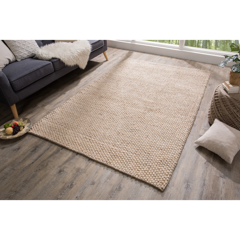 Sehr schöner und großer beiger Teppich 240 x 160