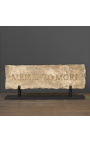 Голяма римска стела „Memento Mori“ от изваян пясъчник