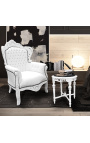 Grote fauteuil in barokstijl wit kunstleer en wit gelakt hout 