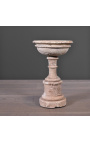 Taça de arenito montada em pedestal do século XVIII