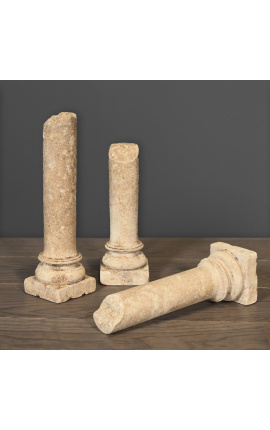 Ensemble de 3 colonnes en pierre de sable de style XVIIIème