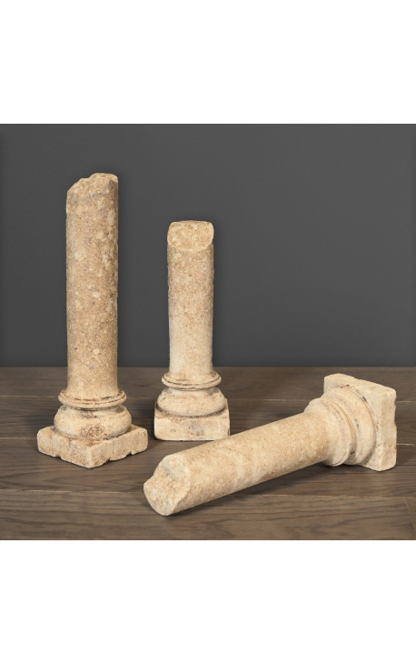 Conjunto de 3 columnas de piedra arenisca estilo siglo XVIII