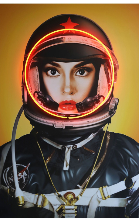 Wall artwork with aluminium and neon "Space girl" black - 3 sizes possible