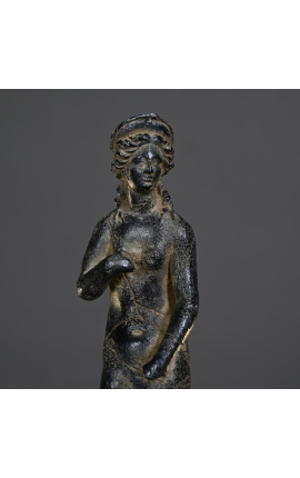 Grande scultura &quot;Venere romano&quot; su un basamento di arenaria