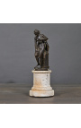 Rzeźba "Wenus do wanny" na podstawie z piaskowca