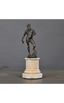 Sculptură "Hercules" pe o bază din gresie