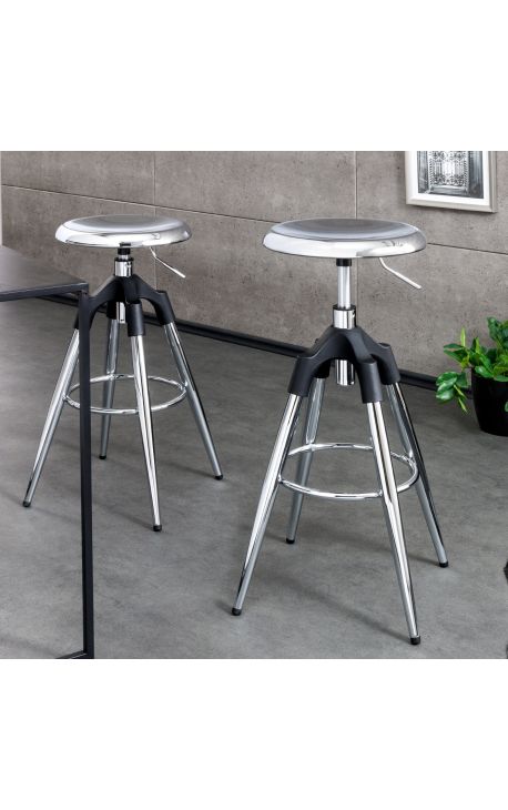 Tabouret de bar de style industriel en métal chromé, rotatif et réglable en hauteur