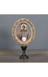 Oval Rahmen Memento Mori im dritten Auge präsentiert auf holzbasis
