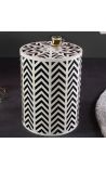 Table d’appoint cylindrique en marqueterie d’os de buffle, blanc et noir