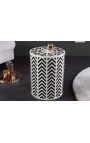 Table d’appoint cylindrique en marqueterie d’os de buffle, blanc et noir