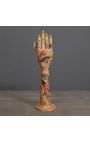 Bras articulé tatoué en bois – façon totem « Shouboushi»